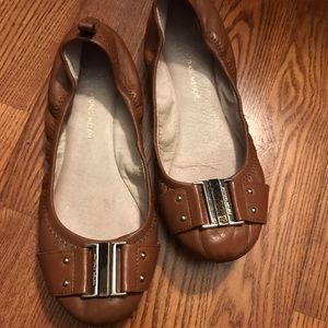 Antonio Melani leather flats